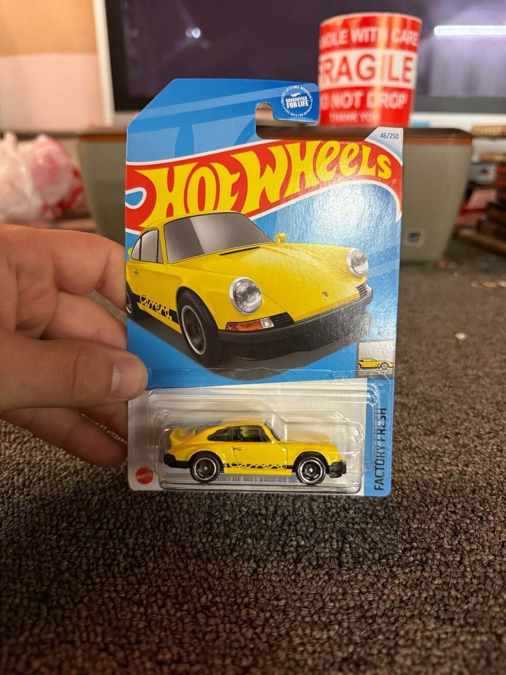 Hot Wheels Porsche 911 Carrera RS 2.7 Yellow Factory Fresh